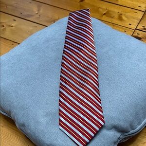 Brooks Brothers Rust Striped Silk Tie with White and Blue Accents classic preppy